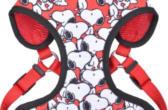 Peanuts Charlie Brown Snoopy Red Dog Harness, Medium, White, with Red Features, Dog Harness for Medium Dogs, No Pull Dog Harness, Apparel and Accessories for All Dogs