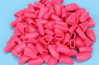 KIMISS Fundas para uñas para perros, 100 piezas, capas de garras de PVC suave, accesorio para el cuidado de mascotas, color rosa oscuro, protege muebles y pisos