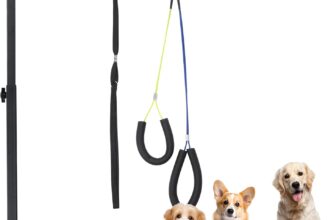 Brazo de Aseo para Perros con Clip – Accesorio para Perros de Altura Ajustable (45 – 70 cm) – Incluye Gancho y Clip para Cadera, Ideal para el Cuidado de Uñas y Pelaje